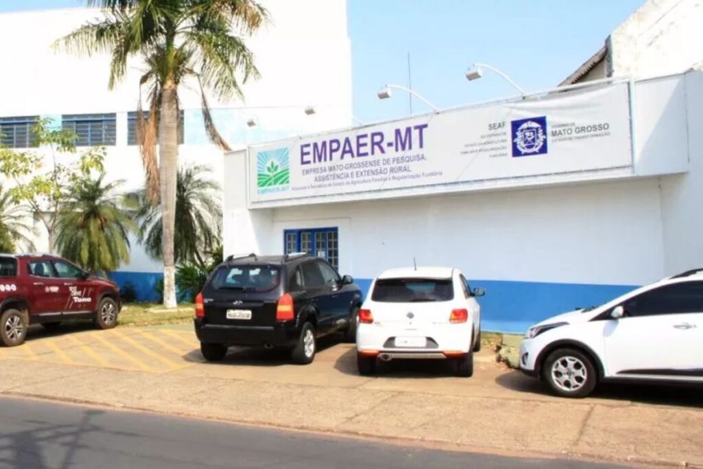 empaer