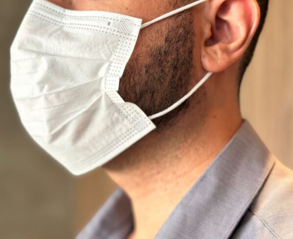 Máscara ainda é uma forma de se prevenir contra a Covid-19. (Foto: Renata Fontoura)